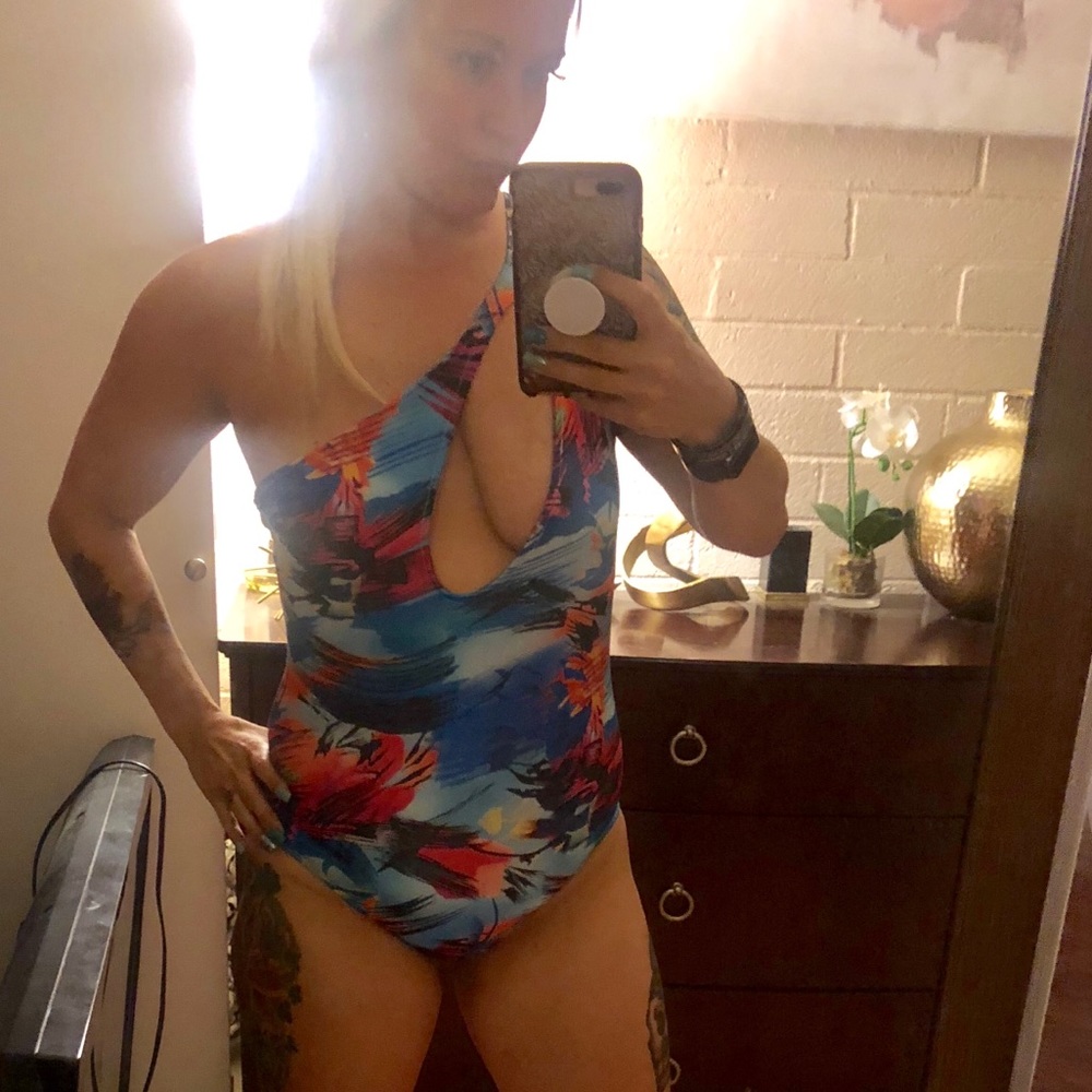 Swimsuit & Cover Up